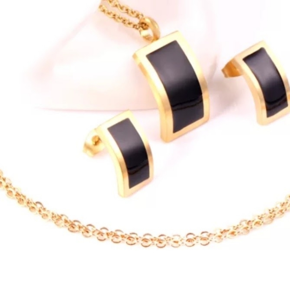 Beautiful jewelry set